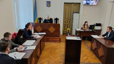 Судовий розгляд, справа, медпрацівники, ліки, медики, лікарі, онкодиспансер, суд
