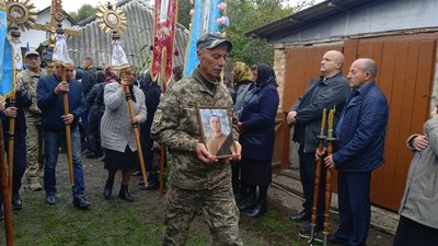 На Тернопільщині попрощалися із загиблими військовослужбовцями На Тернопільщині попрощалися із загиблими військовослужбовцями