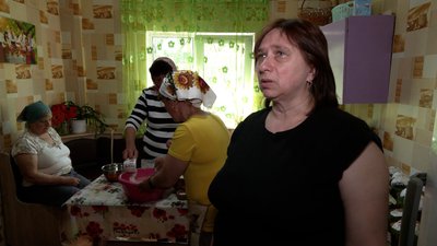 "Щоб солдат відчув тепло дому": як на Новгород-Сіверщині волонтерки печуть паски для бійців "Щоб солдат відчув тепло дому": як на Новгород-Сіверщині волонтерки печуть паски для бійців