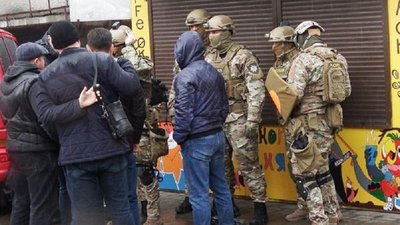 У Хмельницькому засудили чоловіка, який убив дружину та хотів вбити знайомого