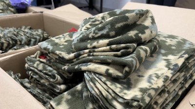 На Тернопільщині жінки організували волонтерський швейний цех На Тернопільщині жінки організували волонтерський швейний цех