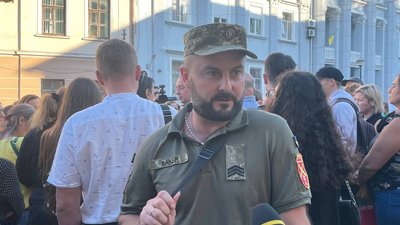 Військовий Військовий
