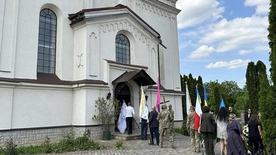 Прощання з бійцем Анатолієм Ковалем Прощання з бійцем Анатолієм Ковалем