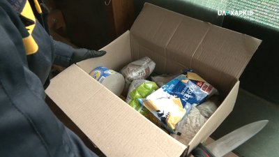 У Харкові курсанти-рятувальники допомагають незахищеним верствам населення під час карантину У Харкові курсанти-рятувальники допомагають незахищеним верствам населення під час карантину