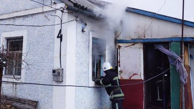 На Миколаївщині за добу на пожежах загинуло двоє літніх громадян На Миколаївщині за добу на пожежах загинуло двоє літніх громадян