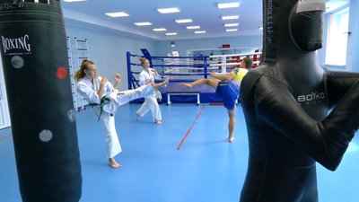 16-річна вінничанка готується до Чемпіонату України з кіокушинкай карате 16-річна вінничанка готується до Чемпіонату України з кіокушинкай карате