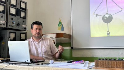 Уроки з TikTok: вчителі та учні житомирського ліцею у навчальному процесі використовують соцмережі Уроки з TikTok: вчителі та учні житомирського ліцею у навчальному процесі використовують соцмережі