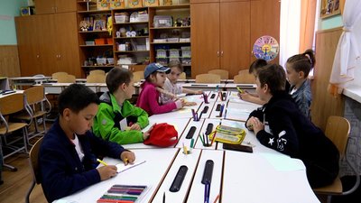 Понад дві тисячі учнів шкіл Житомира з першого червня почали відвідувати пришкільні мовні табори