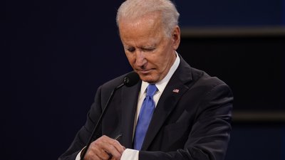 Дебати у США: Трамп звинуватив Байдена у корупції в Україні та Росії, він заперечив Дебати у США: Трамп звинуватив Байдена у корупції в Україні та Росії, він заперечив
