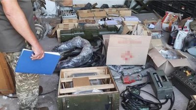 На Житомирщині СБУ викрила людей, котрі привласнили комплектуючі до зенітно-ракетних комплексів На Житомирщині СБУ викрила людей, котрі привласнили комплектуючі до зенітно-ракетних комплексів