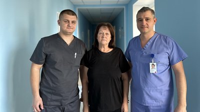 Пацієнтка з медиками