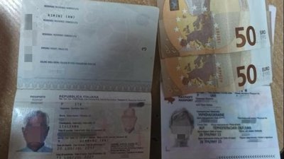 На КПП "Тиса" двоє українців пропонували хабар за пропуск в Україну іноземців