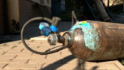 Пориви труб, викрадена арматура: в Івано-Франківську сім будинків досі залишаються без тепла Пориви труб, викрадена арматура: в Івано-Франківську сім будинків досі залишаються без тепла