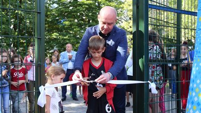 Універсальний спортивний майданчик відкрили у Тернополі Універсальний спортивний майданчик відкрили у Тернополі
