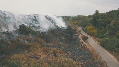 Пожежа на Макухівському сміттєзвалищі та ліс, що поруч із ним Пожежа на Макухівському сміттєзвалищі та ліс, що поруч із ним