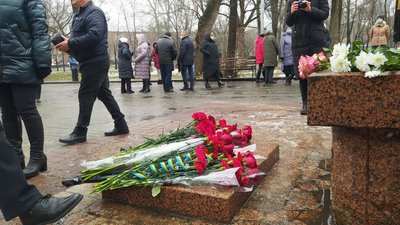 У Черкасах ушанували учасників ліквідації наслідків аварії на ЧАЕС У Черкасах ушанували учасників ліквідації наслідків аварії на ЧАЕС