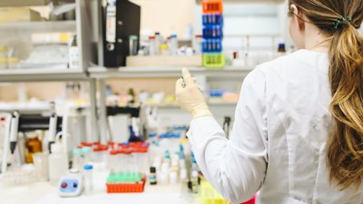 Як будуть працювати аптеки на Чернігівщині 10 квітня