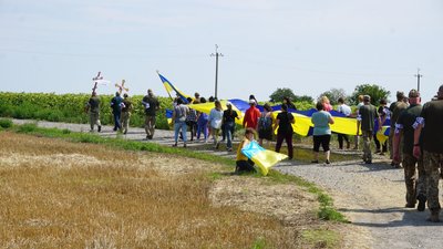 У громадах Кіровоградщини попрощалися з захисниками Віктором Савченком У громадах Кіровоградщини попрощалися з захисниками Віктором Савченком