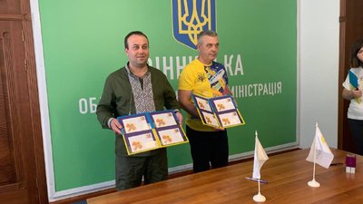 "Українська мрія": у Вінниці погасили марку, присвячену літаку АН-225