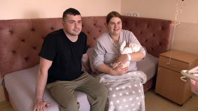 "Тут ракети, а я народжую": за вихідні у Волинському перинатальному народилися 22 дитини "Тут ракети, а я народжую": за вихідні у Волинському перинатальному народилися 22 дитини