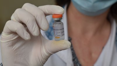 З 9:00 до 15:00 можна вакцинуватися від COVID-19 впродовж двох днів у Мукачеві