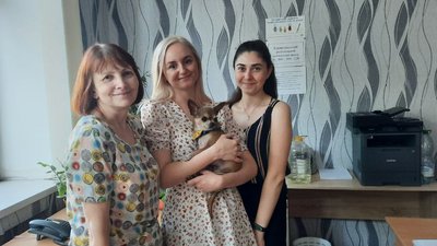 Кропивничанка долучилась до акції "Візьми собаку на роботу" Кропивничанка долучилась до акції "Візьми собаку на роботу"