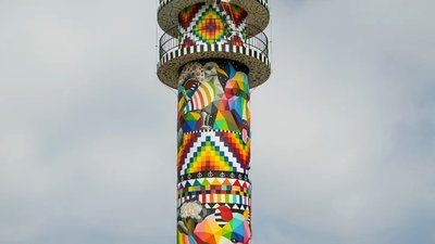 В Іспанії для туристів розфарбували 90-річний маяк. Це обурило місцевих жителів В Іспанії для туристів розфарбували 90-річний маяк. Це обурило місцевих жителів