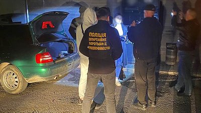 Поліцейські вилучили у тернополянина наркотиків на 800 тисяч гривень