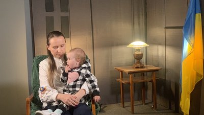 Народила в перший день вторгнення Народила в перший день вторгнення