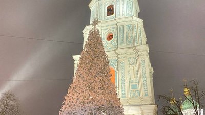 Новорічна ялинка на Софійській площі