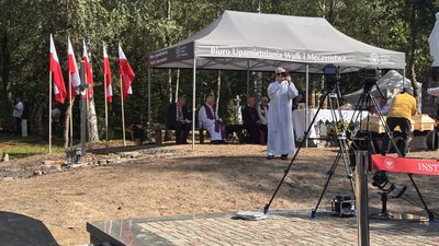На Волині перепоховали останки людей, знайдені під час пошукових робіт На Волині перепоховали останки людей, знайдені під час пошукових робіт