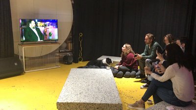 У Франківську у центрі Промприлад. Реновація дискутували про вибори у США