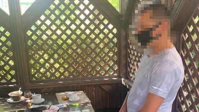 На Волині працівник фіскальної служби вимагав хабар На Волині працівник фіскальної служби вимагав хабар
