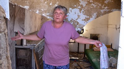 "Враження, що знімаюсь у фільмі жахів". Жителька Одещини вижила після ракетного удару по її будинку. ВІДЕО "Враження, що знімаюсь у фільмі жахів". Жителька Одещини вижила після ракетного удару по її будинку. ВІДЕО