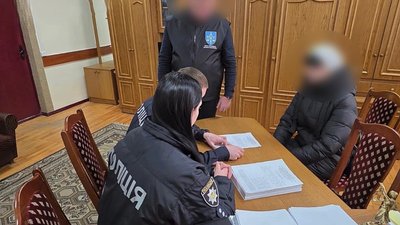 Поліцейські, правоохоронці, посадовиця Заболотівьскої селищної ради