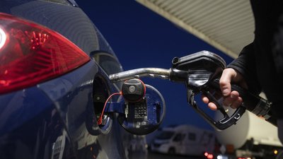 Завдали збитків державі на 12 мільйонів гривень: на Чернігівщині прикордонники викрили виробництво сурогатного дизпалива