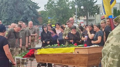 У Черкасах попрощалися з "Арсом" У Черкасах попрощалися з "Арсом"