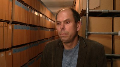 35 км полиць з документами: як працює Державний архів Львівщини 35 км полиць з документами: як працює Державний архів Львівщини