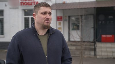 Під обстрілами, але з вірою у краще: як живуть у Семенівці на Чернігівщині, що за 12 км від кордону з Росією Під обстрілами, але з вірою у краще: як живуть у Семенівці на Чернігівщині, що за 12 км від кордону з Росією