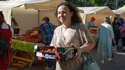 На полуничному ярмарку у Кропивницькому продали 10 тонн ягоди