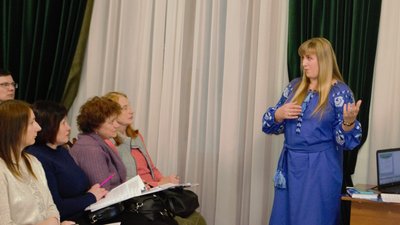 "Прокачай українську": у Житомирі стартував безкоштовний експрес-курс культурно-розмовного етикету "Прокачай українську": у Житомирі стартував безкоштовний експрес-курс культурно-розмовного етикету