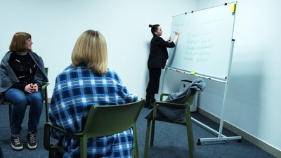 У Вінниці дружинам оборонців надають психологічну допомогу У Вінниці дружинам оборонців надають психологічну допомогу