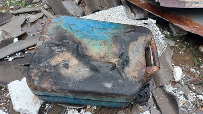 "Нічого не вціліло". Внаслідок обстрілу Харкова згорів гараж "Нічого не вціліло". Внаслідок обстрілу Харкова згорів гараж