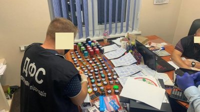 ДФС у трьох областях ліквідувала схему ухилення від податків: повз бюджет пройшли 240 млн грн