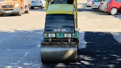 У Миколаєві триває ремонт міських доріг: де працюють комунальники У Миколаєві триває ремонт міських доріг: де працюють комунальники