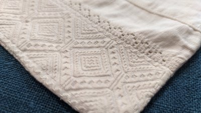 Чернігівська вишивка білим по білому Чернігівська вишивка білим по білому