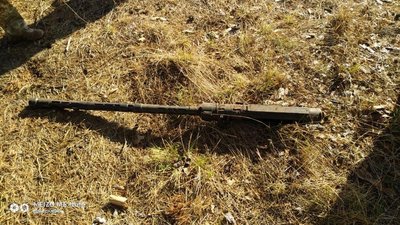 На Луганщині у лісі поблизу кордону знайшли крупнокаліберний кулемет