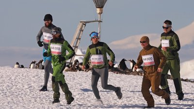 Українські полярники долучилися до марафону проти російської агресії на Донбасі