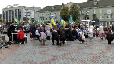 У Рівному попрощалися із загиблим бійцем Сергієм Смирновим У Рівному попрощалися із загиблим бійцем Сергієм Смирновим