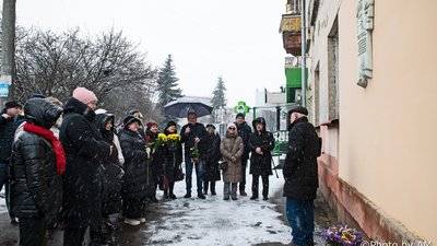 У Рівному встановили пам'ятний знак на честь подружжя Гаврюшенків У Рівному встановили пам'ятний знак на честь подружжя Гаврюшенків